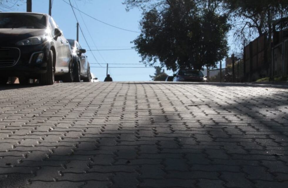 Un Concejal de Carlos Paz propuso suspender por 180 días las ejecuciones judiciales por obras de cordón cuneta, adoquinado y pavimentación