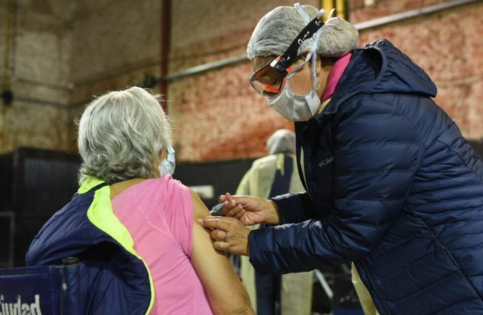 En la Ciudad de Buenos Aires, 221.000 adultos mayores ya se vacunaron contra la gripe