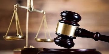 El fiscal Gustavo Fehlmann cambió la calificación para los padres del pequeño de seis meses que sufrió este domingo la amputación de las falanges de tres dedos de la mano: \