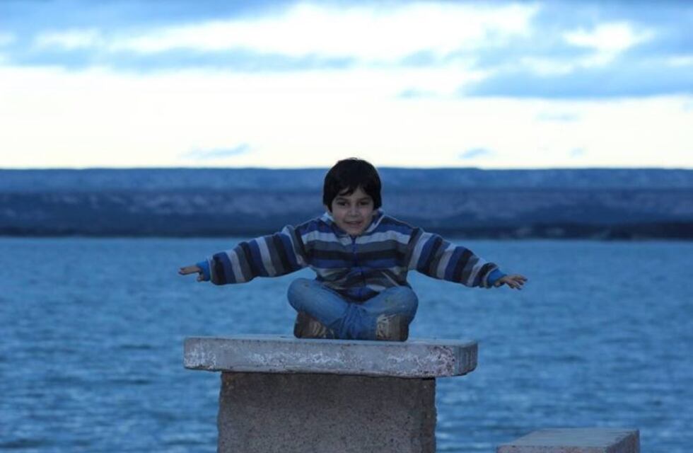 Piden ayuda para un mendocino que tiene la misma enfermedad que Messi