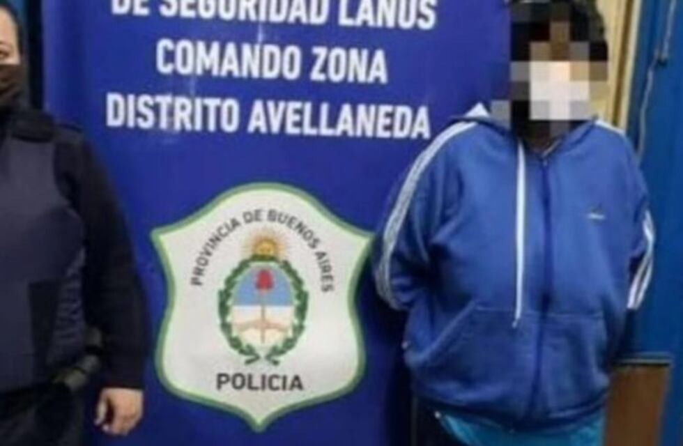 Detuvieron a una mujer que vendía fotos y videos de su nieta desnuda a presos de Florencio Varela