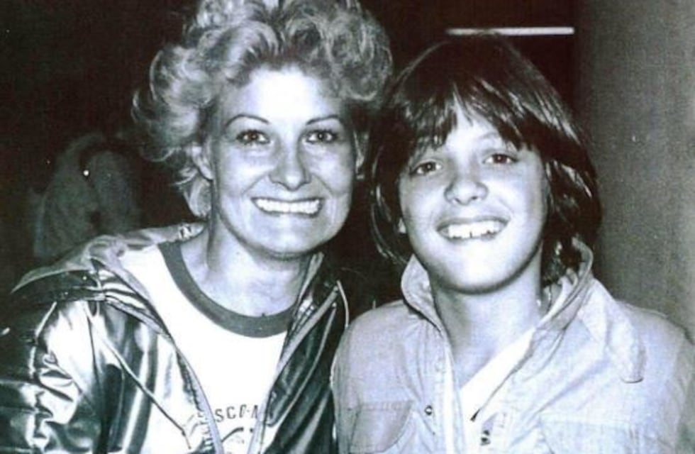 El hermano de Luis Miguel publicó una foto inédita de su mamá