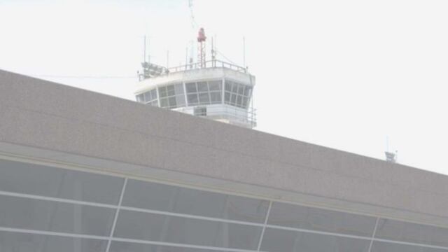 El aeropuerto de Rosario cerru00f3 por la niebla.
