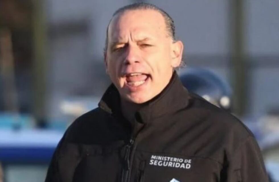 Sergio Berni: “Si me toman una comisaría voy y los saco a los tiros”