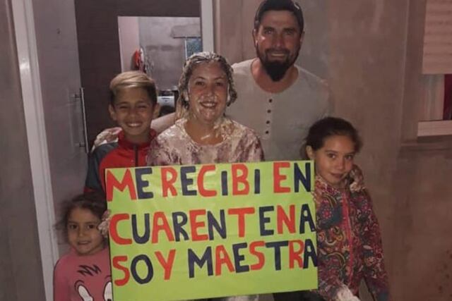 "Me recibí en cuarentena": la azuleña que se convirtió en maestra en medio de la pandemia
