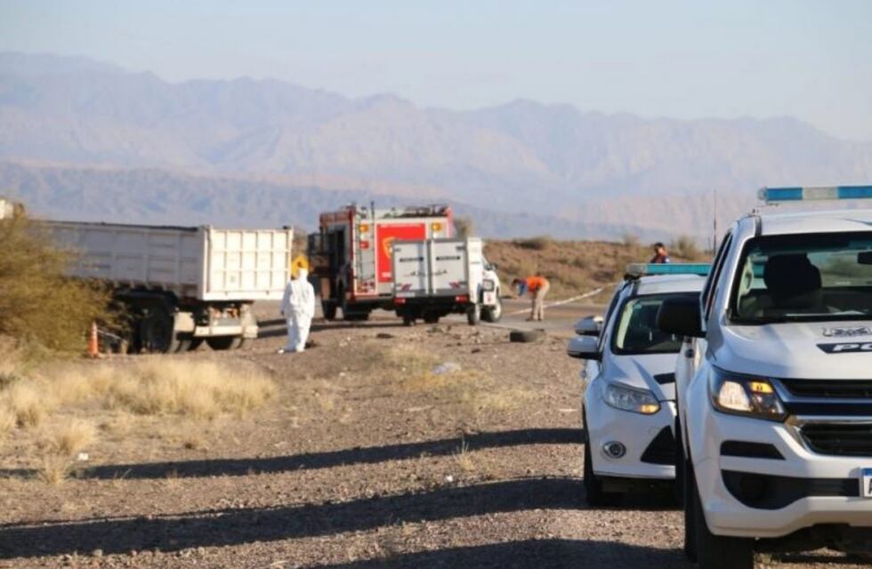 Trágico accidente en el Villicum: dos muertos tras chocar con un camión