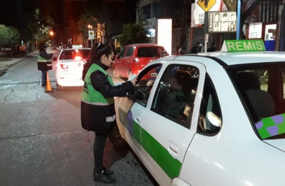 Control vial en el fin de semana: 51 vehículos secuestrados, entre ellos remises, y 19 casos de alcoholemia confirmados