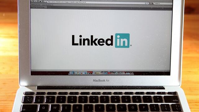 (FILES) This file photo taken on January 26, 2011 shows a photo illustration of the LinkedIn logo displayed on the screen of a laptop computer in San Anselmo, California. nThe professional social network LinkedIn said April 24, 2017 its membership had swe