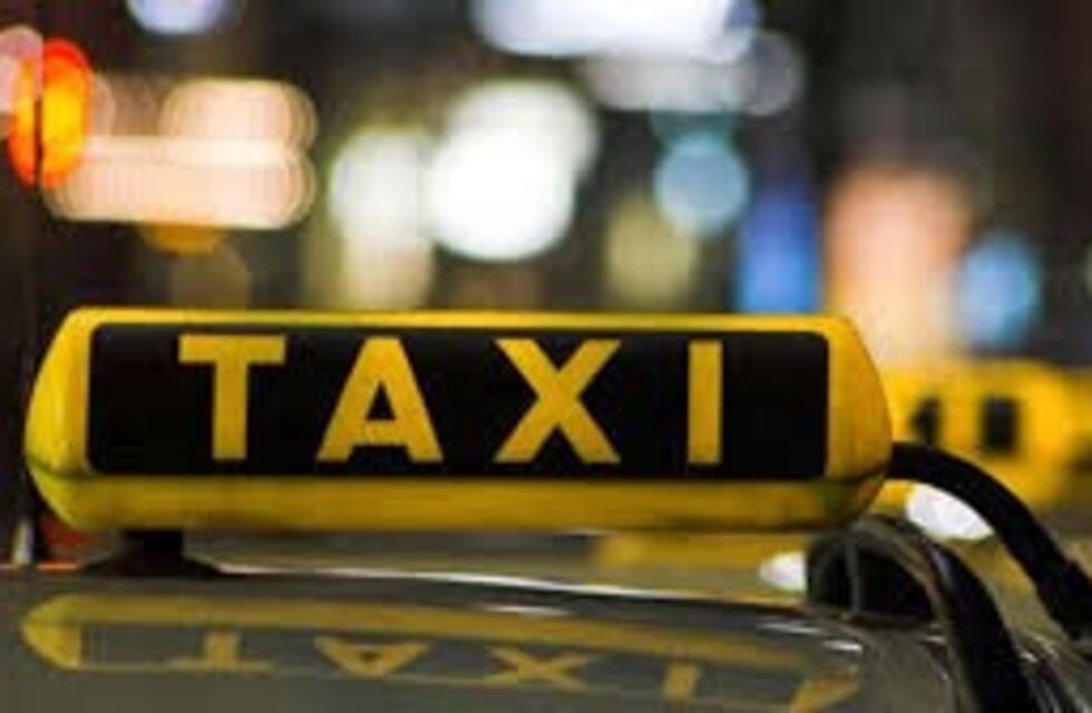 Violento asalto a taxista: delincuente le robó la recaudación de dos días