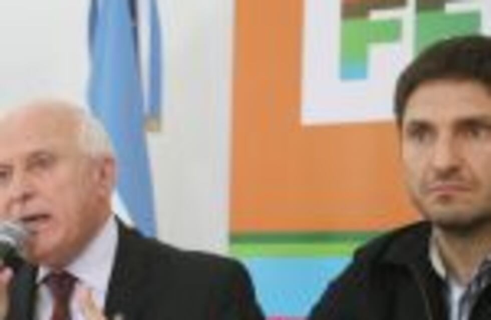 El gobernador utilizó un refrán para referirse a la "mentirita" de Pullaro