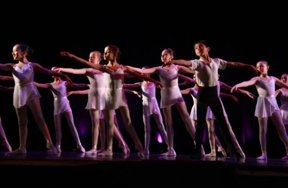 Están abiertas las inscripciones para la Escuela Oficial de Ballet