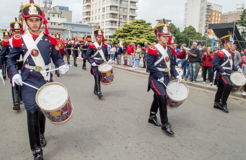 Azul festejó los 80 años de la Plaza San Martín
