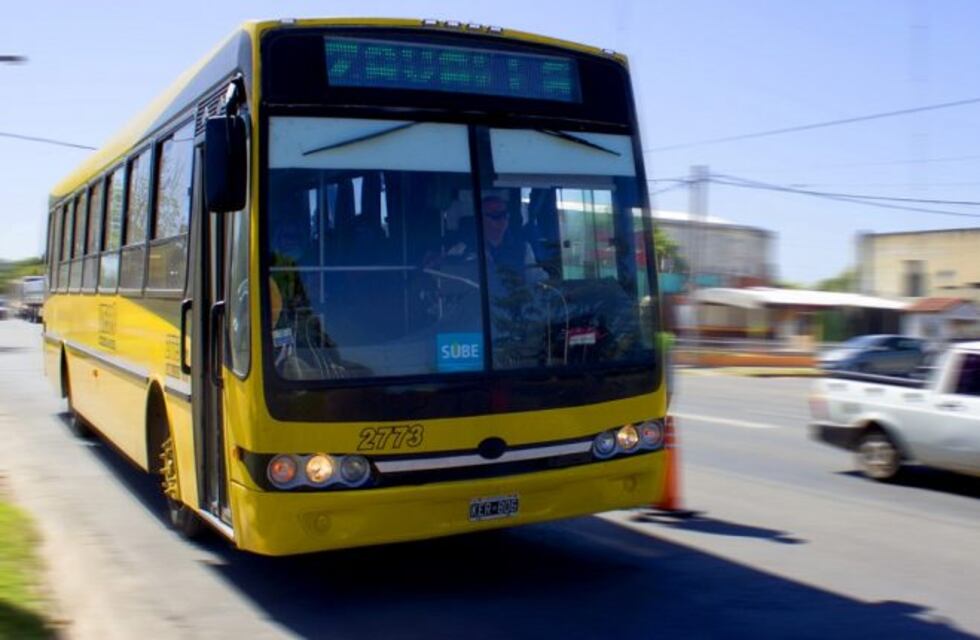 Provincia habilitó nuevos servicios de micros desde Carcarañá a Las Rosas