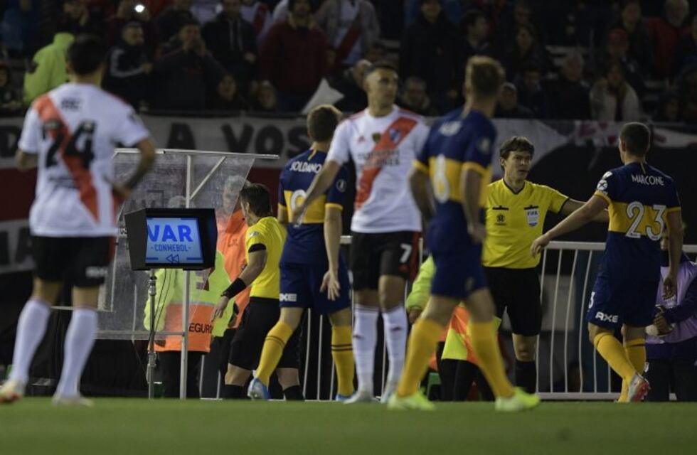 Alejandro Fantino, furioso con el VAR tras el triunfo de River: "Me pareció vergonzoso"