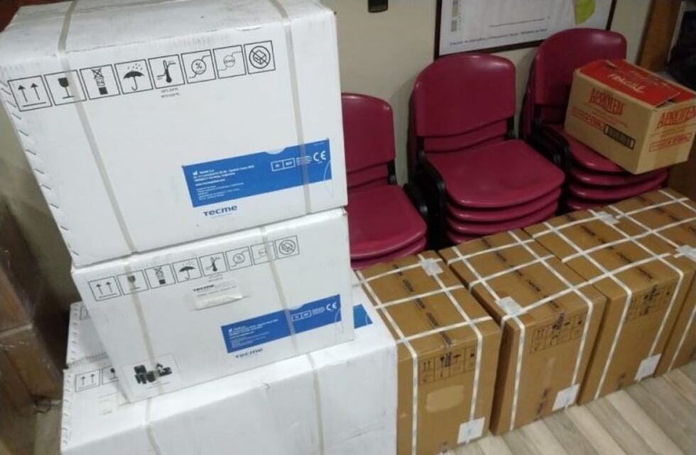 Llegaron cuatro respiradores y cuatro ecógrafos a la provincia