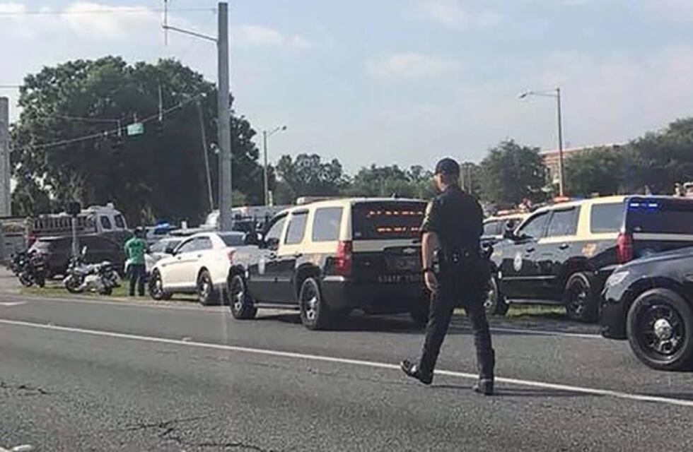 Al menos un herido durante un tiroteo en una escuela secundaria de Florida