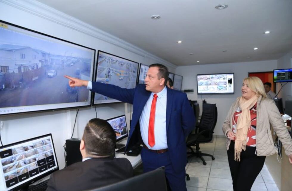 Las nuevas instalaciones del Centro de Monitoreo y Vigilancia de la Policía provincial, ya están en funcionamiento