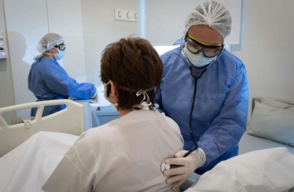 Coronavirus: aumentó la internación de las personas menores de 60 años