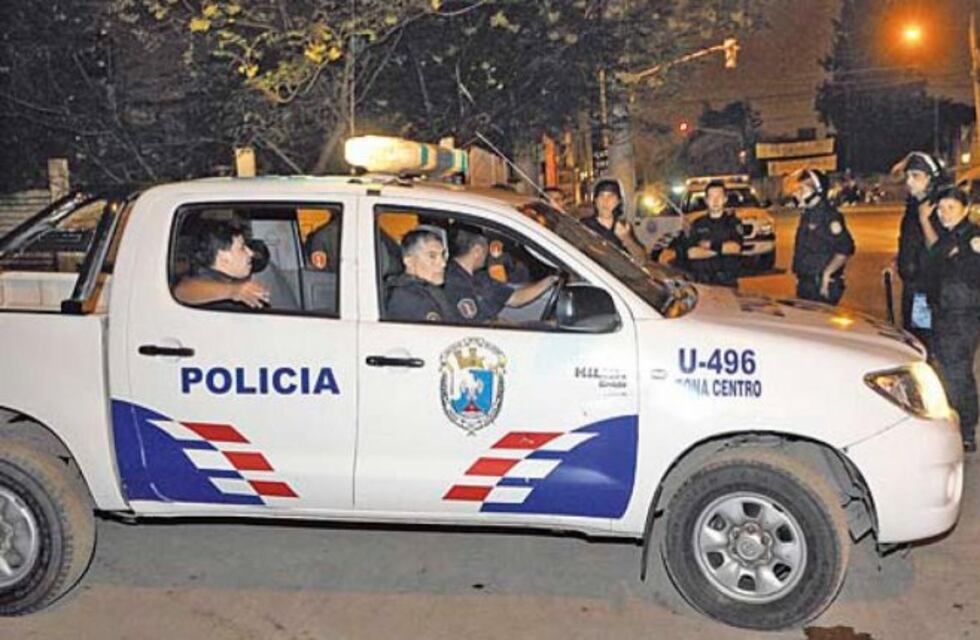 Le tocó la cola y después la golpeó, luego de que la víctima lo haya increpado