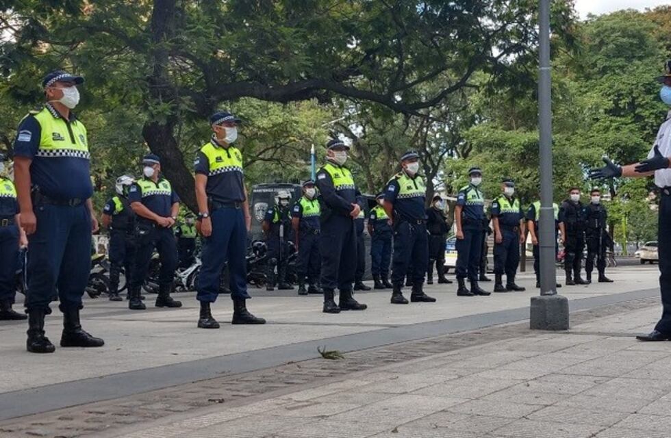 Extreman en Tucumán los controles para automovilistas y motociclistas