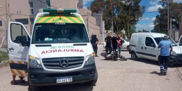 Una mujer herida tras un fuerte choque