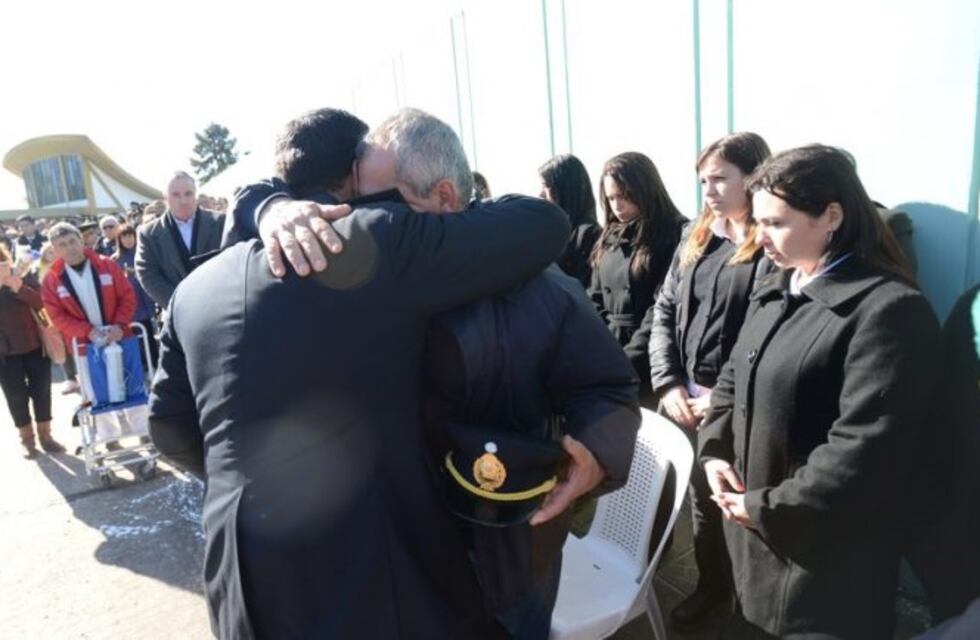 Mauricio Macri recibirá al a familia de Lourdes, la policía asesinada
