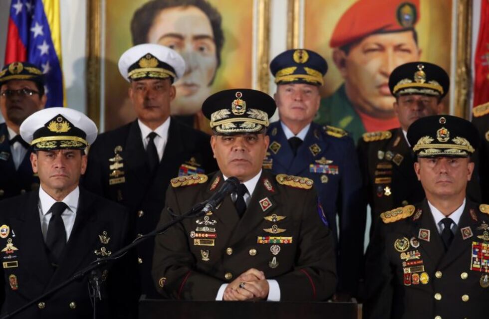 Jefes militares de Venezuela expresan su apoyo a Nicolás Maduro
