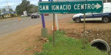 San Ignacio está ubicado a unos 64 kilómetros de Posadas por ruta 12