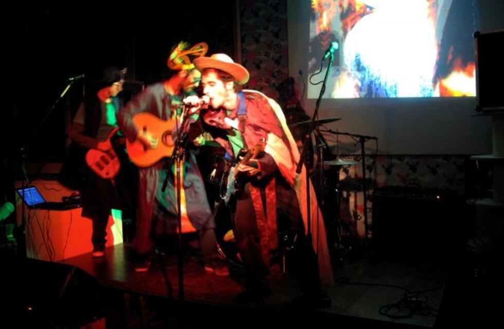 Una proyección especial de "Encandilan luces" de Alejandro Gallo