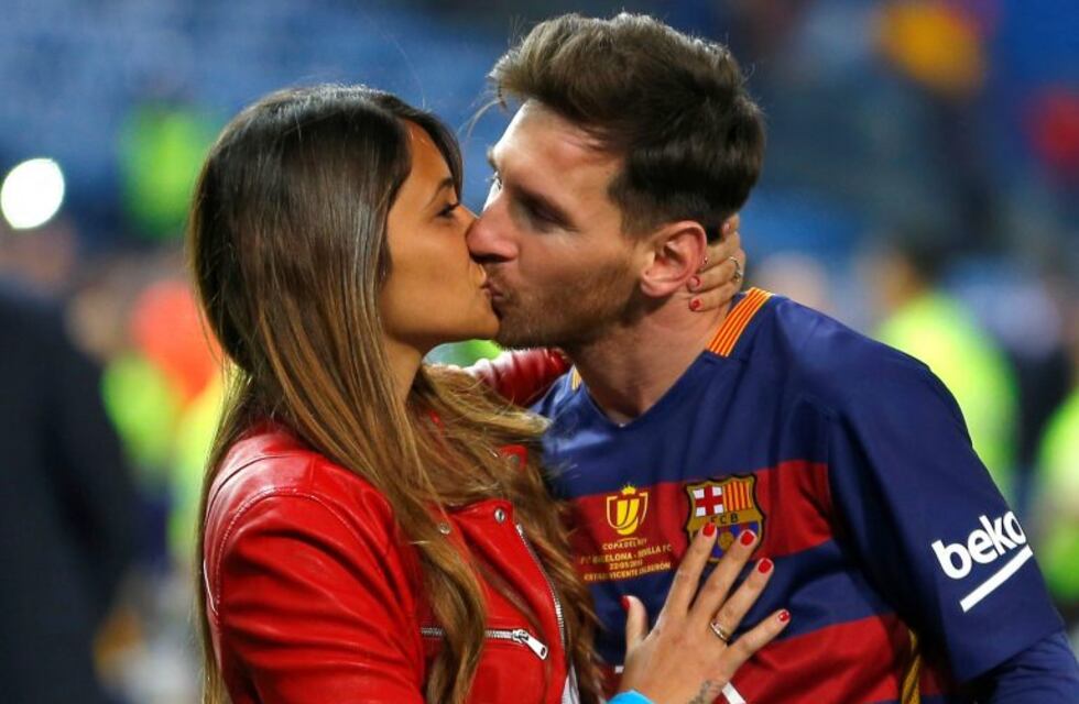 La primera foto oficial de la boda de Lionel Messi y Antonela Roccuzzo
