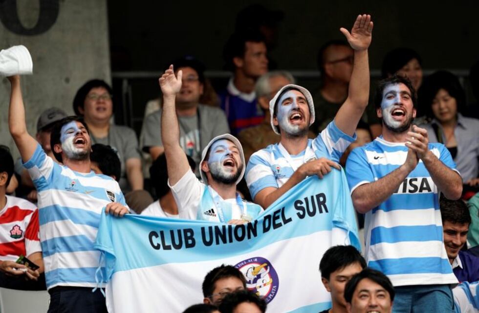 Los argentinos en Japón: la fiesta en las tribunas en el debut de Los Pumas