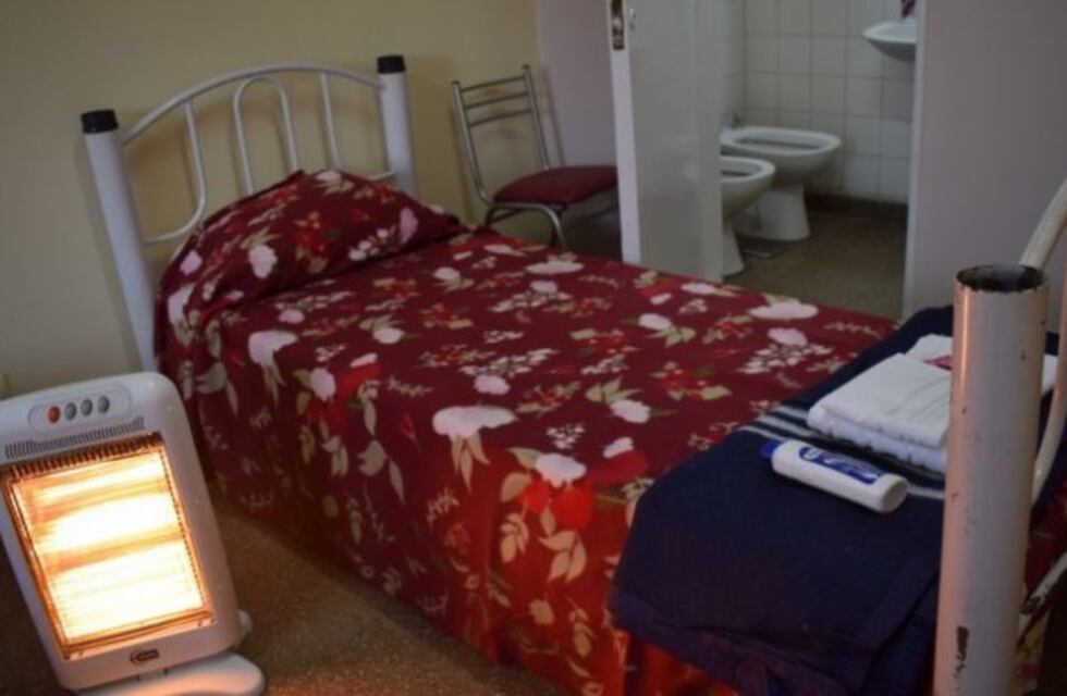 Por el frío, los refugios para personas en situación de calle están repletos