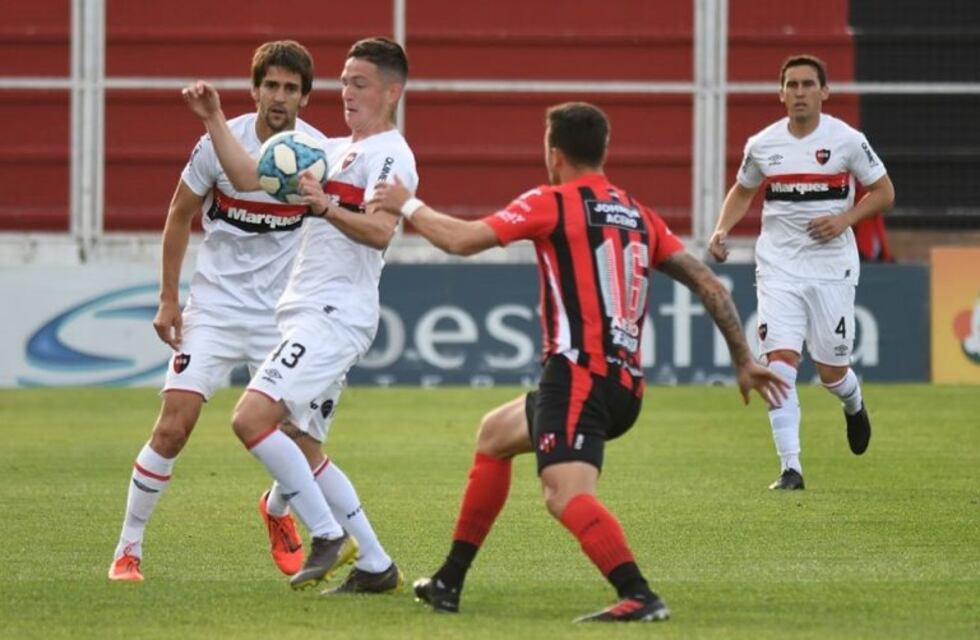 Newell's repetiría equipo para recibir a Gimnasia en la vuelta de Maradona