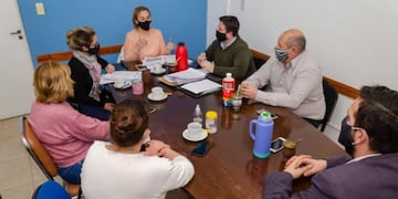 La Secretaria de Desarrollo Social Y Familia se reunió con concejales del Bloque "Arriba Rawson"