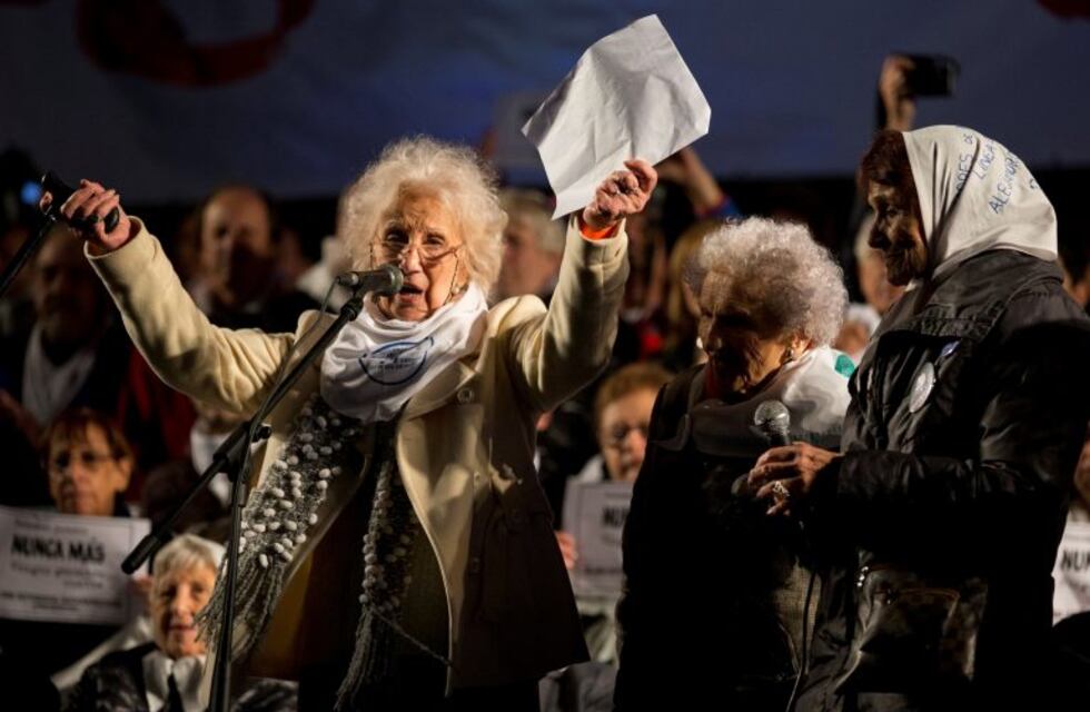 Estela De Carlotto: "Si pudimos con Videla, vamos a poder con Macri"