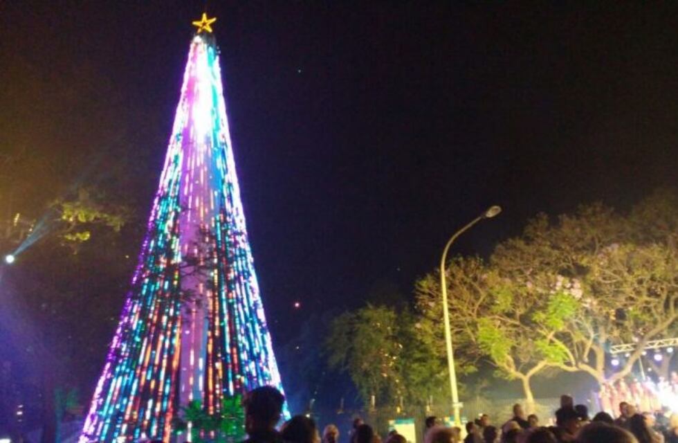 Córdoba encendió el Arbolito de Navidad