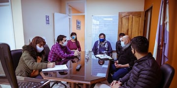 ATE y Gobierno Provincial confirmaron culminación de obras en el barrio 120 viviendas - Río Grande\u002E