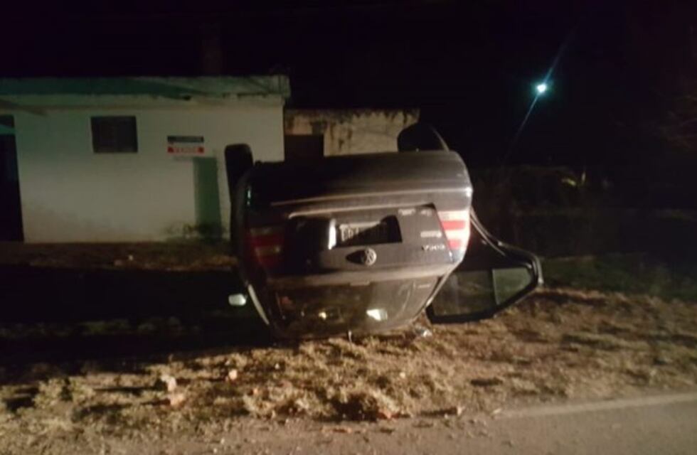 San Isidro: tumbó con su vehículo tras esquivar un caballo