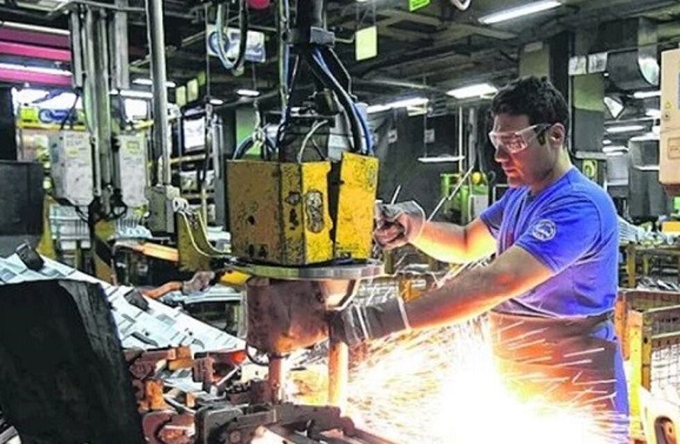 La actividad industrial en Santa Fe se desplomó 15,9 por ciento en marzo