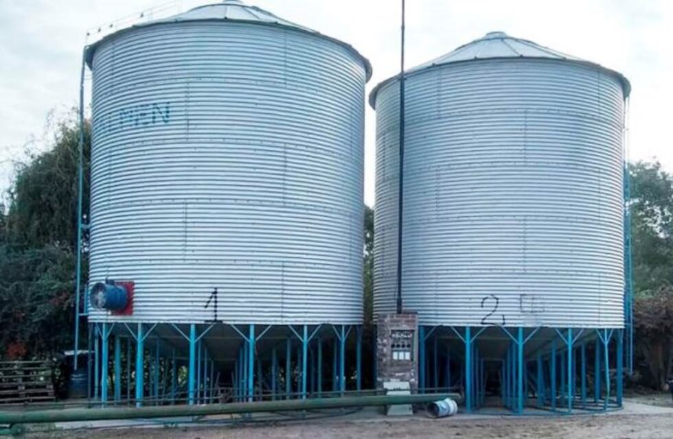 Falleció un hombre en Caleufú mientras manipulaba un cabezal elevador de granos