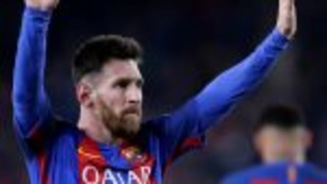 FC Barcelona's Lionel Messi celebrates after scoring during the Spanish La Liga soccer match between FC Barcelona and Espanyol at the Camp Nou in Barcelona, Spain, Sunday, Dec. 18, 2016. (AP Photo/Manu Fernandez)