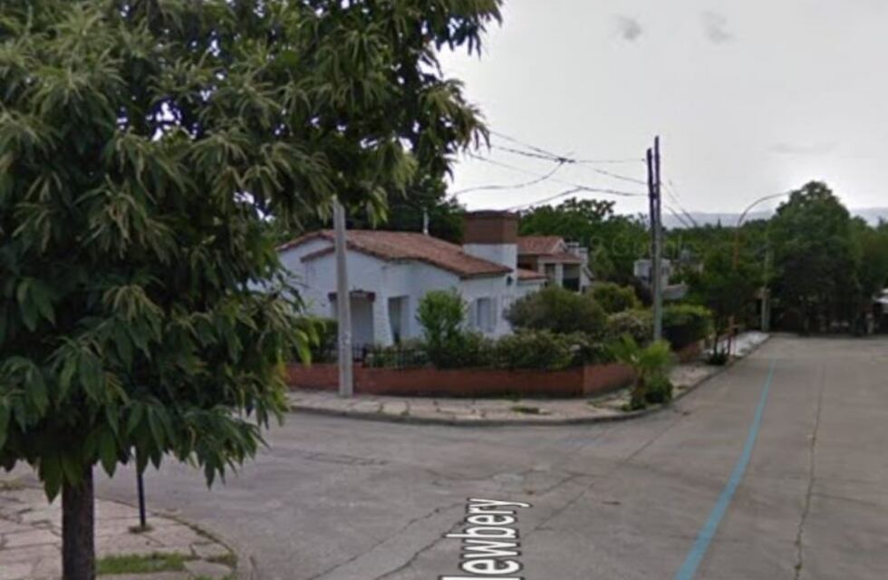 Arrestaron a un delincuente ensangrentado tras robar en un comercio de Carlos Paz