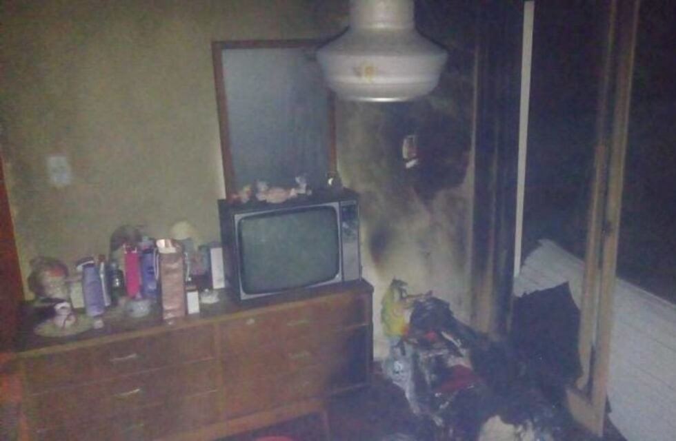 Unquillo: se produjo un incendio por dejar una plancha enchufada