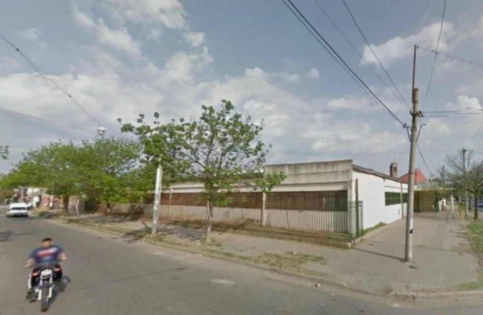 Una directora llamó a la policía porque un alumno de 11 años dijo que estaba armado