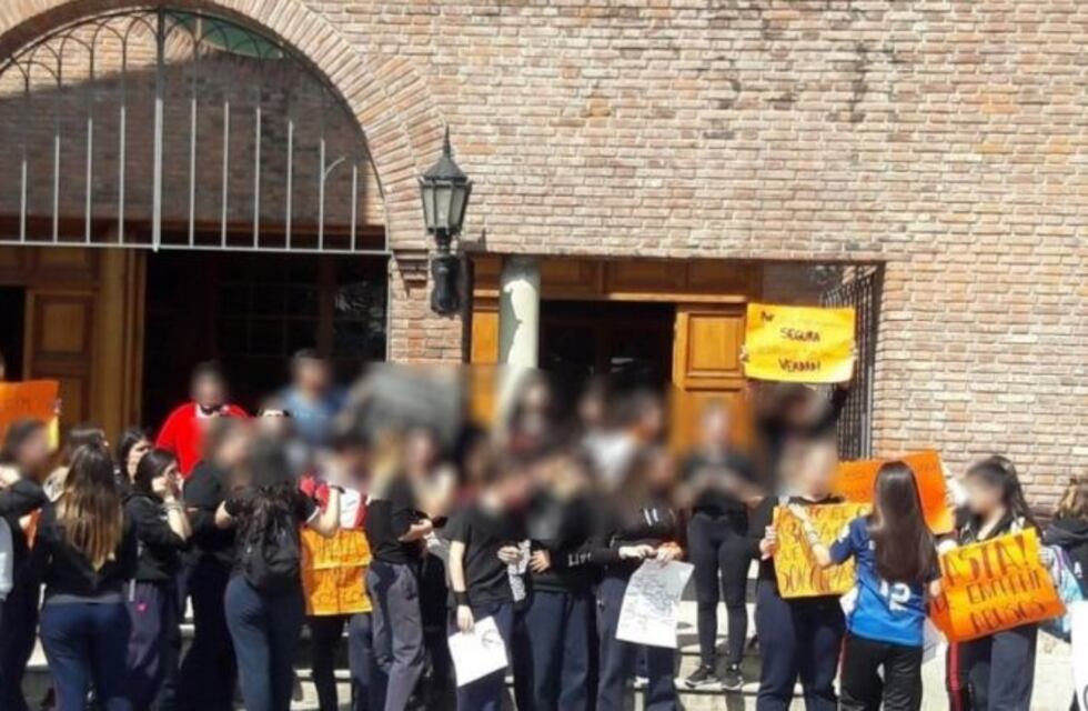 Cañuelas: denuncian a un cura por abusar de una alumna