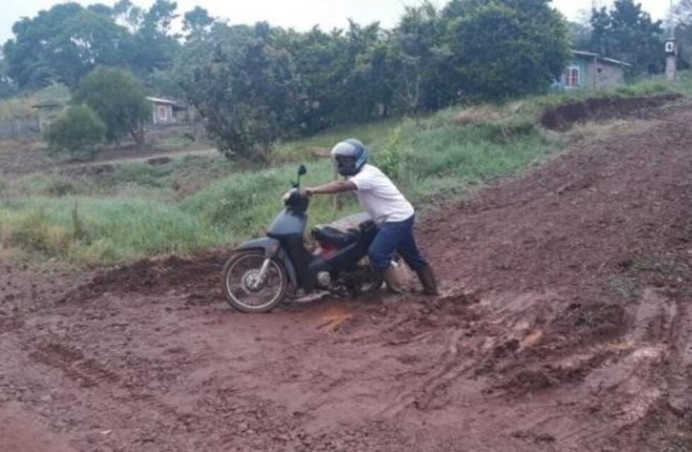 Vecinos de Terciados Paraíso solicitan el mantenimiento de calles