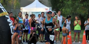 Maratonistas de Arroyito en Villa Maria