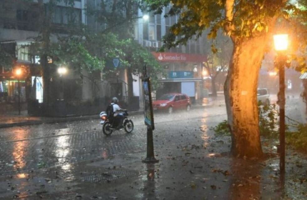 Alerta por el fuerte temporal que azota al Gran Mendoza