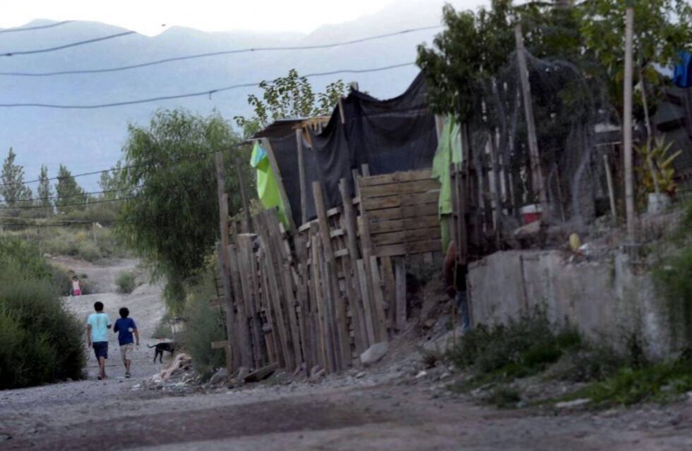 Más de 108 mil familias están bajo la línea de pobreza o indigencia en Mendoza