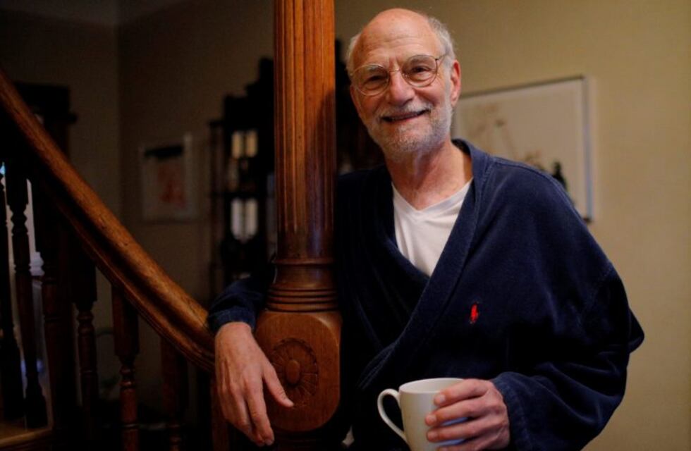Asaltaron al último ganador del Nobel de Medicina en Ciudad Universitaria